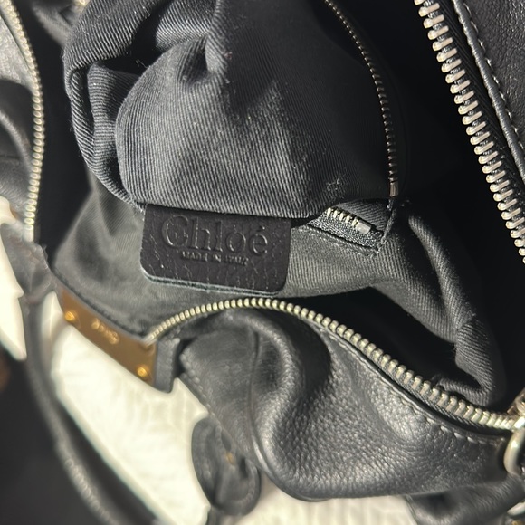 SOLD EUC Chloe’ Paddington Large black leather purse with lock and key - Picture 9 of 17